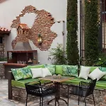 Robolo Boutique By H&t Litóchoron