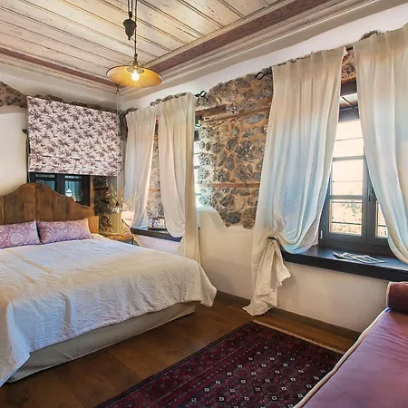 Robolo Boutique By H&t Hotel 3*