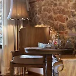 Robolo Boutique By H&t