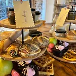 Robolo Boutique By H&t Litochoro