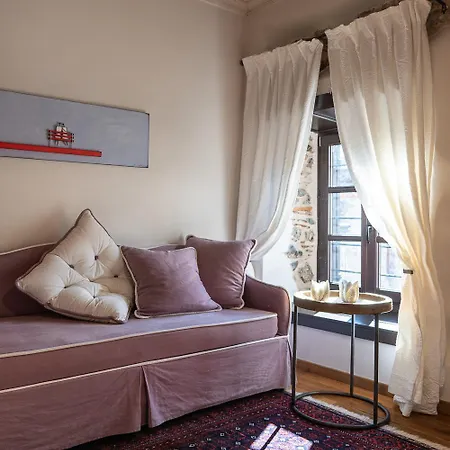 Robolo Boutique By H&t 3*