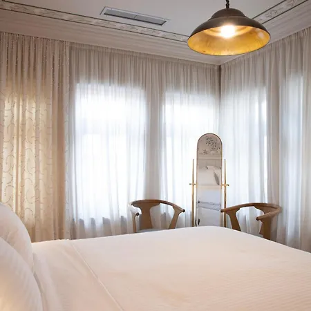 Robolo Boutique By H&t Hotel 3*