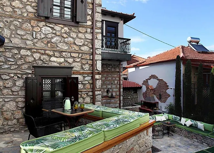 Robolo Boutique By H&t Litochoro