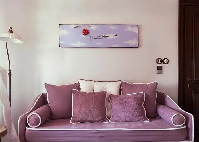 Robolo Boutique By H&t Hotel