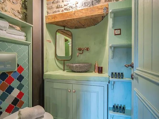 Robolo Boutique By H&t