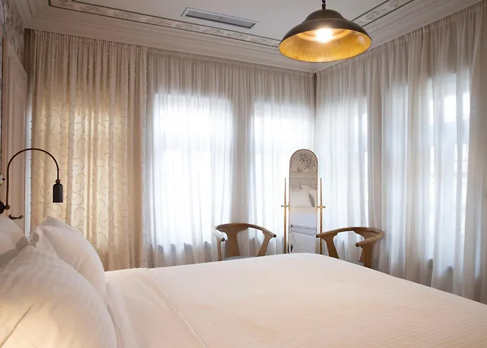 Robolo Boutique By H&t Hotel 3*