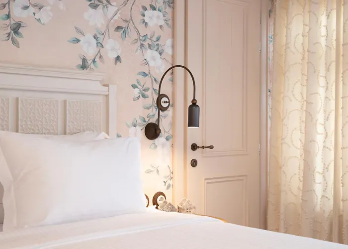 Robolo Boutique By H&t Hotel 3*